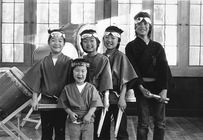 Shasta Taiko members pose for a photo 1986