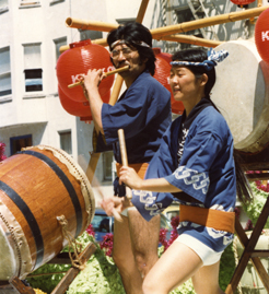 Russel Baba and Jeanne Mercer playing with San Francisco Taiko Dojo, 1978