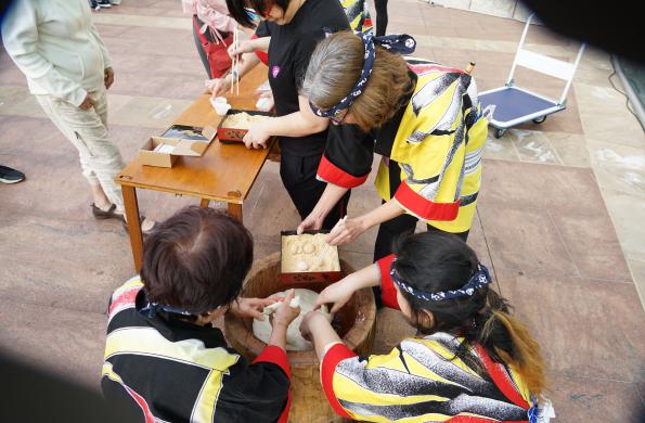 Oshogatsu 2020 Kodama Taiko mochitsuki demonstration 