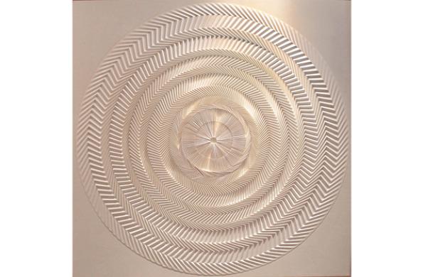 Yuko Nishimura, Shine, 2008, paper. Photo courtesy of the artist.