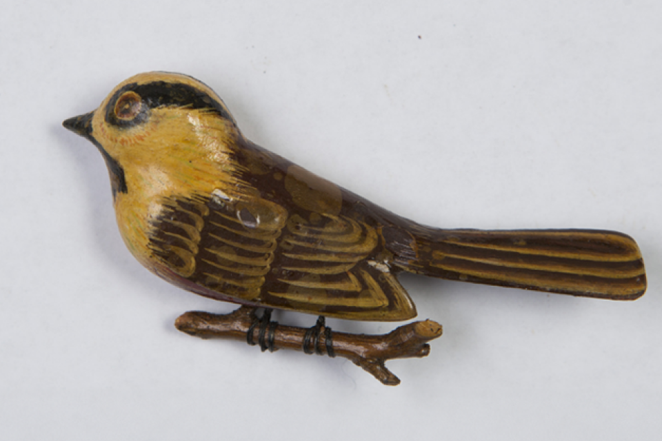 wood carved bird