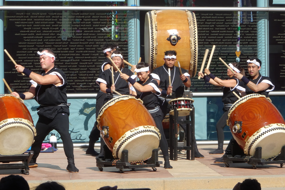 Makoto Taiko drumming performance