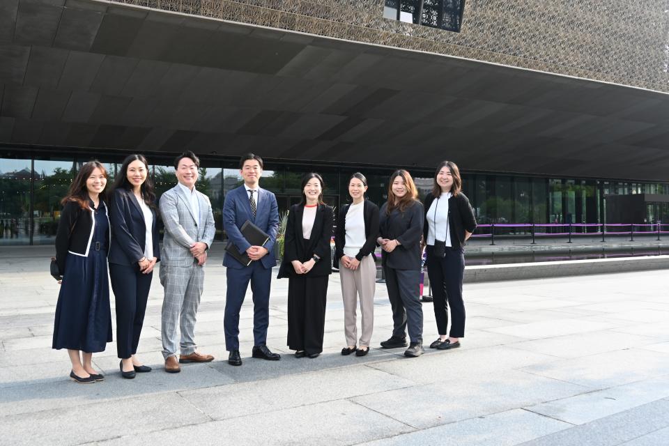 Group photo in front of building